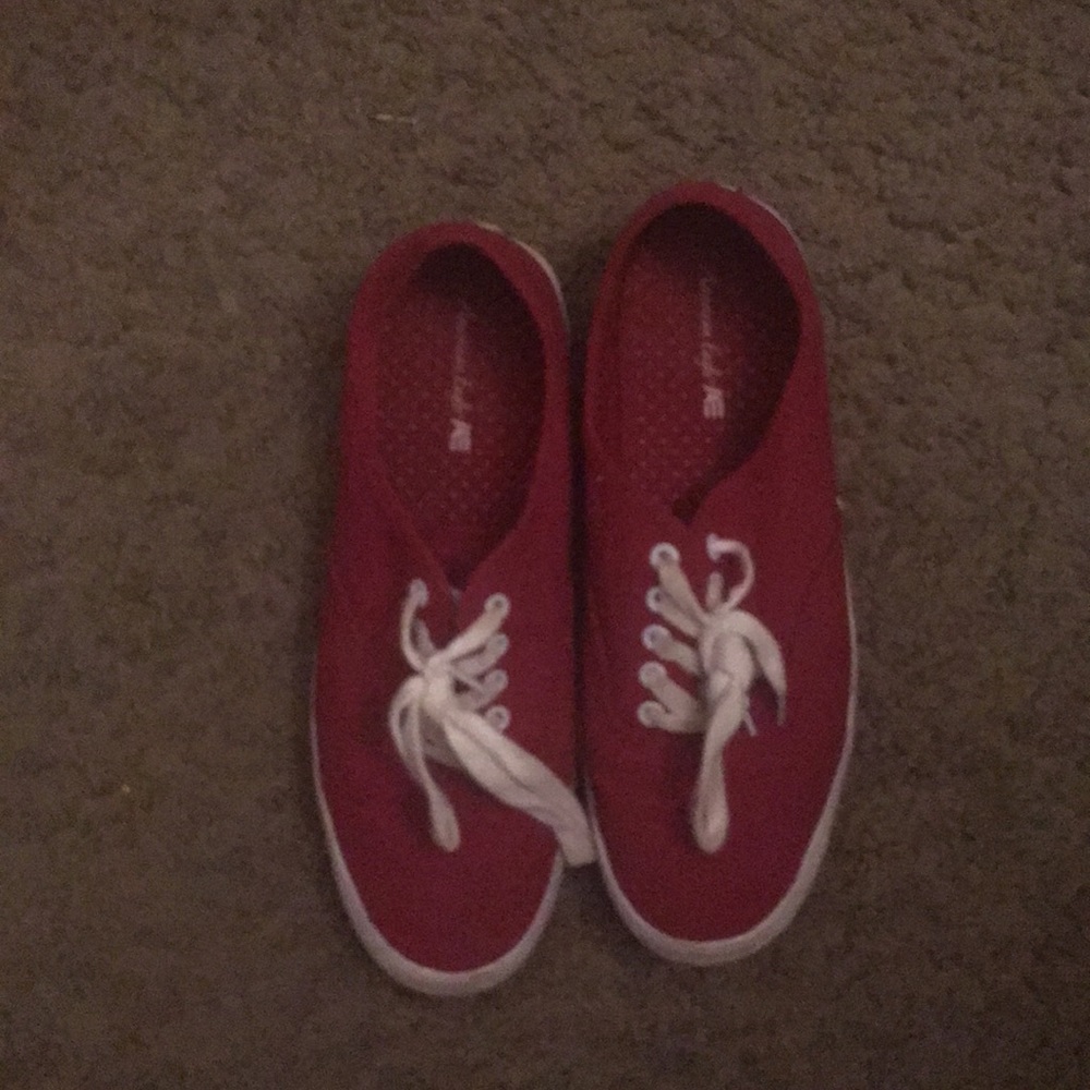 America eagle shoes red